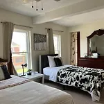 Cheerful Residence